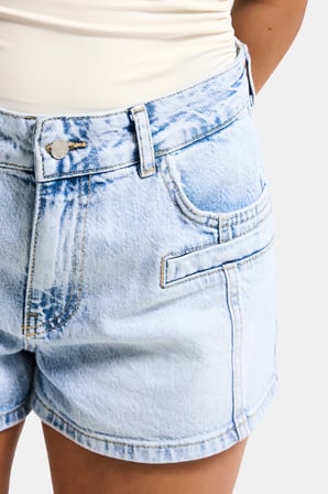 Kadın Ice Renk 4s6-3 Mom Fit Cep Detaylı Komfort Kumaş Denim Şort