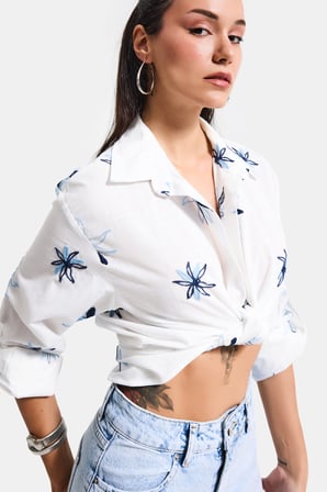 Kadın Beyaz Mavi s6-103 Oversize Nakışlı Gömlek