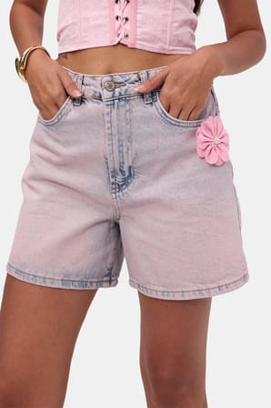 Kadın Kot Pembe 4s6-9 Mom Relax Gül ve Nakış Detaylı Özel Tasarım Denim Şort