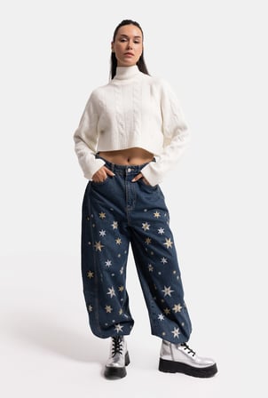 Kadın Koyu Kot 1w6-8 Mega Baggy Yıldız Nakış Detaylı Özel Tasarım Denim Jean