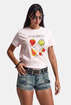 Kadın Pembe Meyve Baskılı Bol Kesim Tasarım T-Shirt