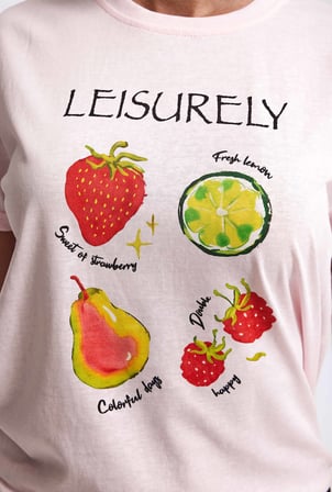 Kadın Pembe Meyve Baskılı Bol Kesim Tasarım T-Shirt