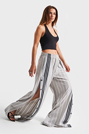 Kadın Kırmızı Beyaz Çizgili Renk Yandan Düğmeli Palazzo Fit Bol Kesim Tasarım Pantolon