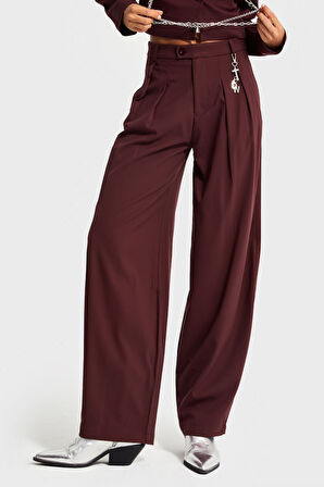 Kadın Bordo Renk Aksesuar Detaylı Bol Kesim Dokuma Kumaş Özel Tasarım Pantolon