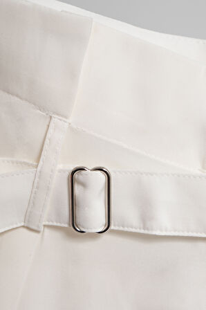 Kadın Ekru Renk Palazzo Fit Kemer Detaylı İpek Saten Kumaş Özel Tasarım Pantolon