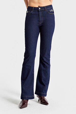 Kadın Lacivert Renk 19w5-33 Yüksek Bel Flare Fit Aksesuar Detaylı Esnek Kumaş Tasarım Denim Jean