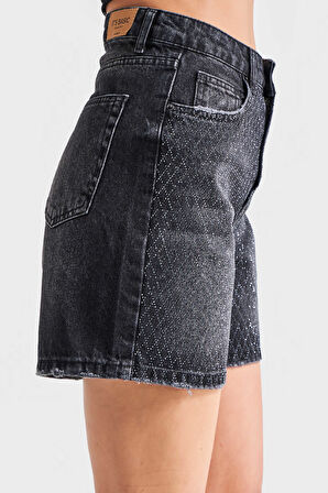 Kadın Koyu Füme Renk T-2S5-1  Parlak Taşlı Mom Fit Midi Boy Tasarım %100 Koton Denim Şort