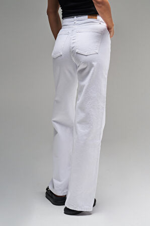 Kadın Beyaz Renk 13s5-2 Straight Fit Yüksek Bel %100 Koton Yırtık Detaylı Denim Jean