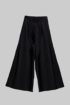 Kadın Siyah Renk Süper Palazzo Fit Özel Kumaş Pileli Tasarım Pantolon