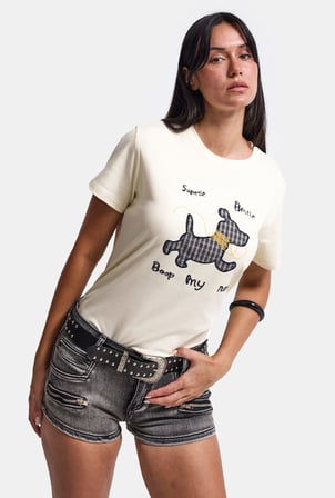 Kadın Bej Bol Kesim Köpek Nakışlı Özel Tasarım T-Shirt
