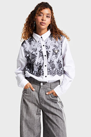 Kadın Beyaz Renk Siyah Dantel Detaylı Özel Tasarım Gömlek