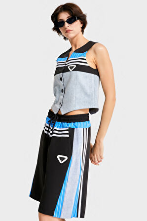 Kadın Mavi Renk Kumaş Denim Parçalı Önden Düğmeli Sıfır Kol Tasarım Denim Yelek