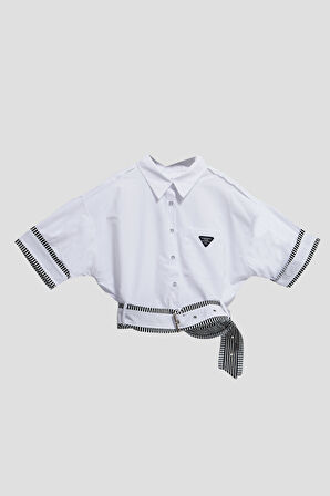 Kadın Beyaz Renk Oversize Kemer Detaylı Önü Düğmeli Crop Top Kumaş Gömlek