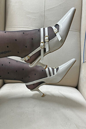 Günlük Kadın sivri Burunlu Ayarlanabilir Tokalı İnce Topuklu Arkası Açık Abiye Ayakkabı 901