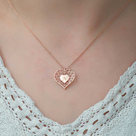 ​Gümüş Rose Kişiye Özel Kalbin İçinde Kalp Kadın Kolye