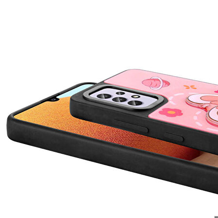 Samsung Galaxy A32 4G ile Uyumlu Kılıf Parlayan Kabartmalı İkonik Figürlü Silikon Kapak