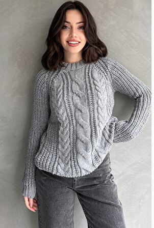 Bisiklet Yaka Örgü Desenli Triko Kazak