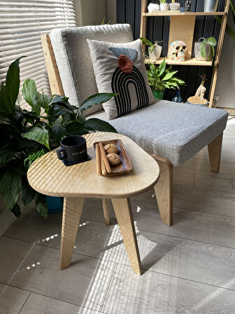 Dina Üçgen Tekli Plywood Sehpa – Doğal Ahşap, Modern Tasarım Yan Sehpa