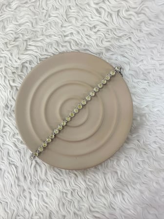 💎 Premium Parlak ve Şık Gümüş Renk Sarı Taşlı Su Yolu 316L Çelik Kadın Bileklik (~20cm)