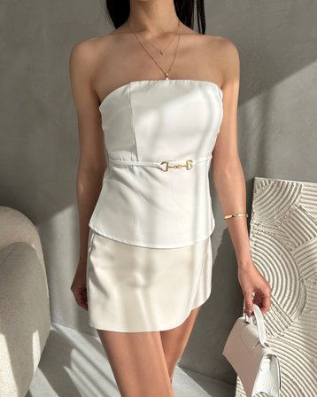 Straplez Beli Toka Detaylı Crep Bluz - BEYAZ - M