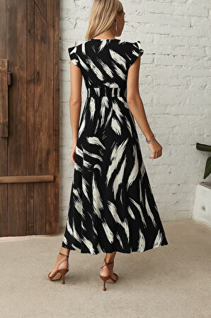 Kadın Kısa Kollu V Yakalı Desenli Yandan Yırtmaçlı Süprem Elbise