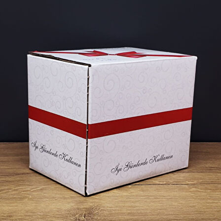  İncinmişsin Dedi Tasarımlı Kupa Bardak