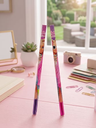 BakGelAl Barbie Extra Lisanslı Versatil Kalem – Renkli Desenli Uçlu Kalem 1 Adet