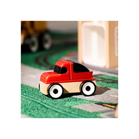 Araç seti, çok renkli, 4 adet, spor araba,okul otobüsü,geri dönüşüm kamyonu,polis arabası