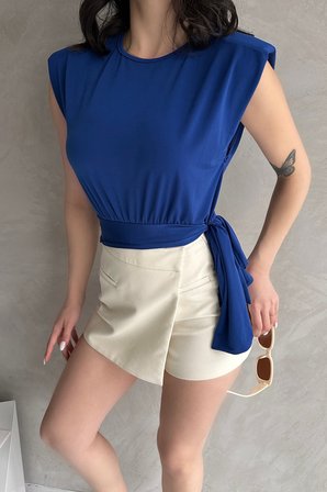 Omuzu Vatkalı Beli Kuşaklı Bluz - SAKS - M
