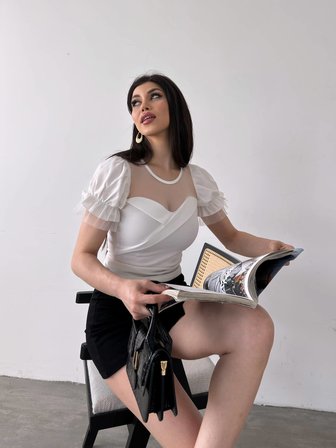 Bisiklet Yaka Tül Detaylı Kolları Fırfırlı Bluz - BEYAZ - XL