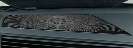 Volkswagen Golf 8 Harman Kardon Hoparlör Kaplama - Titanyum Siyah