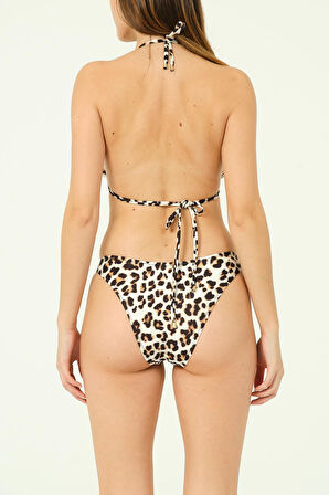 Üçgen Aksesuarlı Brezilya Bikini Takım 