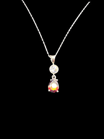 925 Ayar İthal Gümüş Damla Kırmızı Taş Model Kolye Şık ve Anlamlı Tasarım Hediye