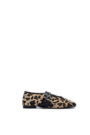 Kadın Tokalı Leopar Desen Yuvarlak Burun Babet 9035