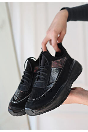 Nadio Siyah Rugan Siyah Tabanlı Bağcıklı Spor Ayakkabı
