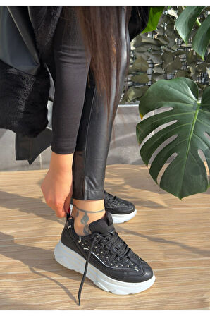 Aleid Siyah Cilt Bağcıklı Spor Ayakkabı