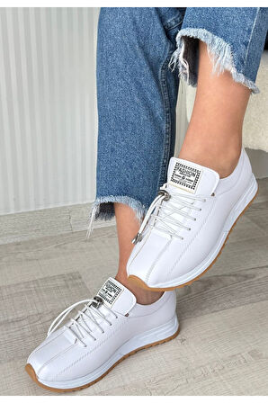 Monya Beyaz Cilt Bağcıklı Spor Ayakkabı