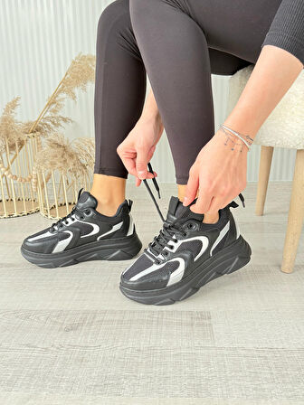 Cata Siyah Cilt Beyaz Detaylı Spor Ayakkabı