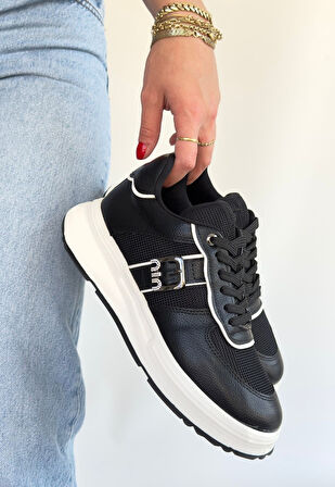 Tanwe Siyah Cilt Bağcıklı Spor Ayakkabı