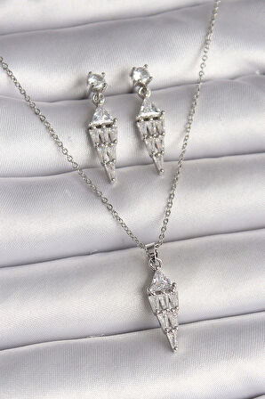 316L Çelik Gümüş Renk Zincir Sallantı Zirkon Taş Model Kadın Kolye Küpe Seti