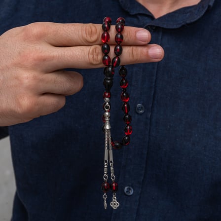 💎 Premium Parlak ve Şık Metal Püsküllü Bordo Siyah Sıkma Kehribar Tesbih