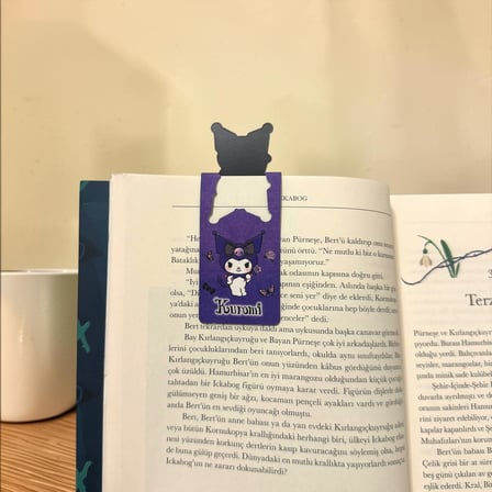 BakGelAl Sanrio Lisanslı Kuromi 3’lü Manyetik Kitap Ayracı Seti – Gül Temalı Mor Tasarım