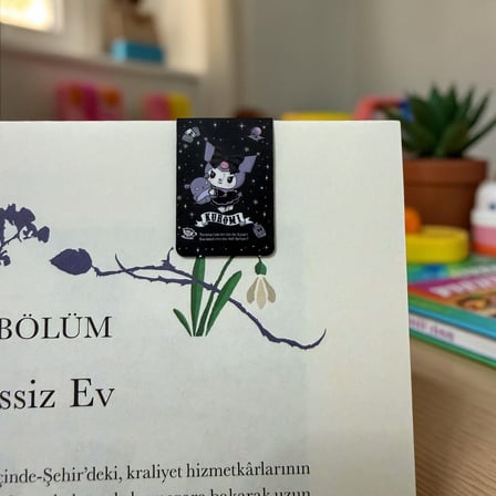 BakGelAl Sanrio Lisanslı Kuromi 3’lü Manyetik Kitap Ayracı Seti – Gül Temalı Mor Tasarım