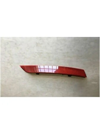 ARKA TAMPON REFLEKTORU SAG (IC) PASSAT 15