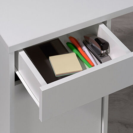 Çalışma masası, beyaz, 138x130 cm