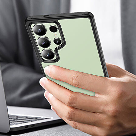 Samsung Galaxy S25 Ultra Uyumlu Parmak İzi Yapmayan Arkası Şeffaf Kamera Korumalı Telefon Kılıfı Kapak