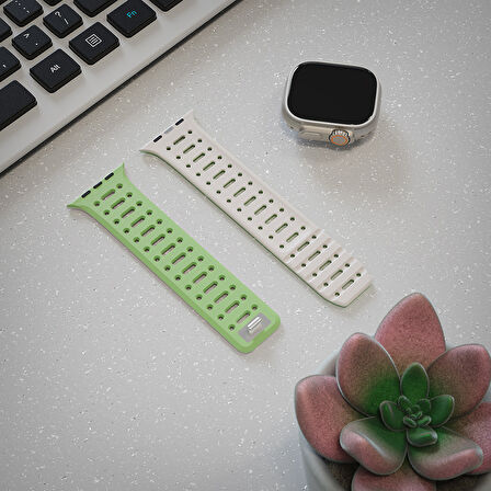 Apple Watch Ultra / Watch Ultra 2 49mm Uyumlu Kordon Yumuşak Soft Silikon Kayış Kordon