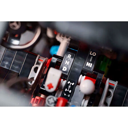 42177 Lego Technic Mercedes-Benz G 500 PROFESSIONAL Line 2891 parça +18 yaş