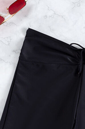 Kadın Siyah Önden Bağcıklı Deniz Şortu - Siyah - L-XL