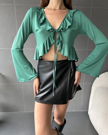 Fırfır Detaylı Önü Bağlamalı Crop Bluz - YEŞİL - S